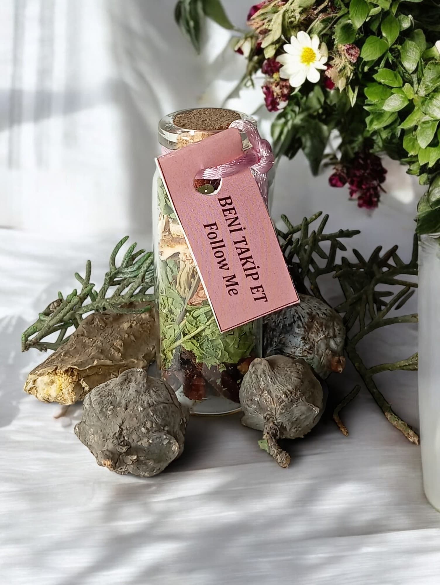 Beni Takip Et Şişesi